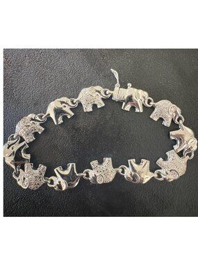 Sterling Silver Elephant Link Bracelet – Vintage Thai-Style Boho Jewelry